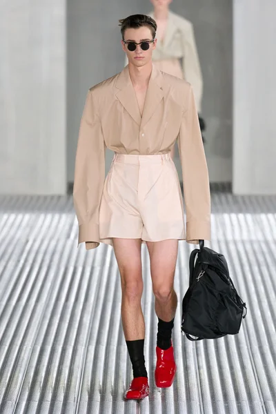 Look 23